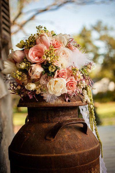 colores-de-boda-decoracion-lecheras-6