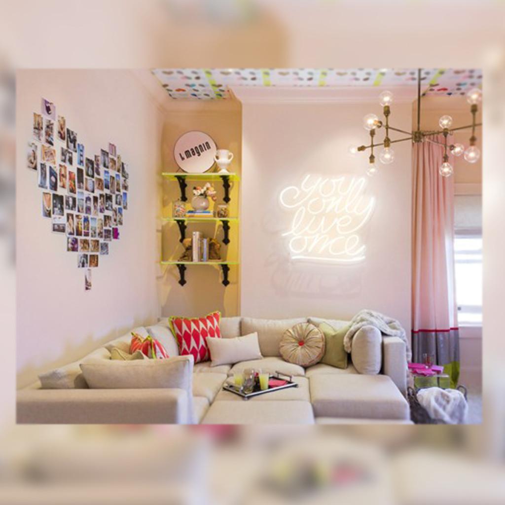 5. mensajes en neón_exterior con vista_ blog decoración