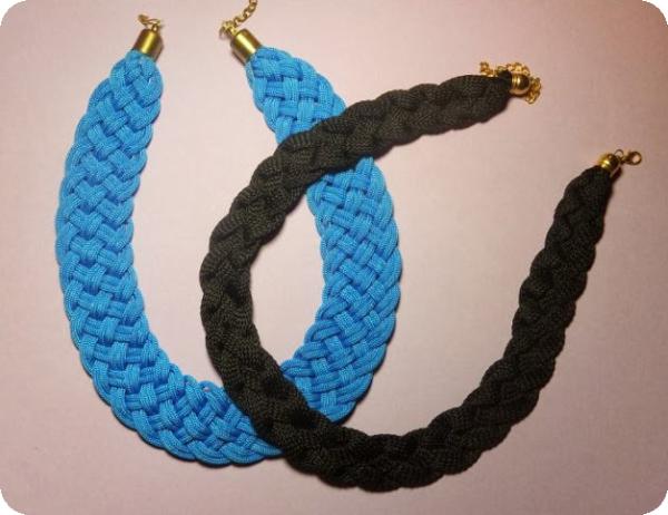 collar de cordones de zapatos