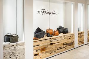 07_PHLM2_210_DN14363_pre1