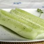 Pepino de Almería con sal