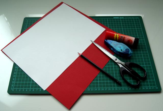 materiales tarjeta de corazones