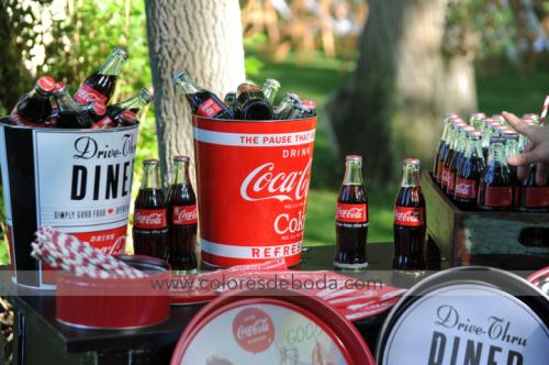 colores-de-boda-puesto-coca-cola