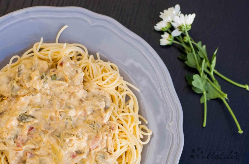 Pastas con salsa de alcachofas