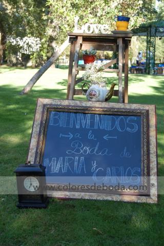 colores-de-boda-tetera-escalera-bienvenida
