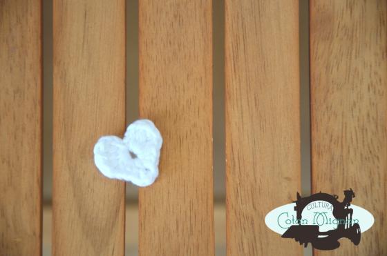 corazon navidad ganchillo blanco