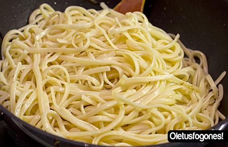 Tallarines tres delicias