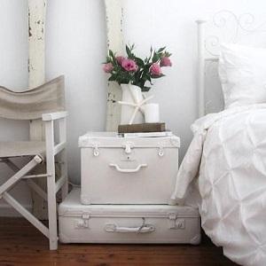 decorar con maletas antiguas 14