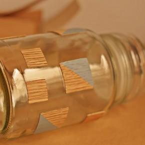 decorar un frasco con chapa de madera