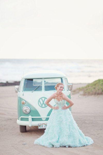 Vestido de novia azul pastel