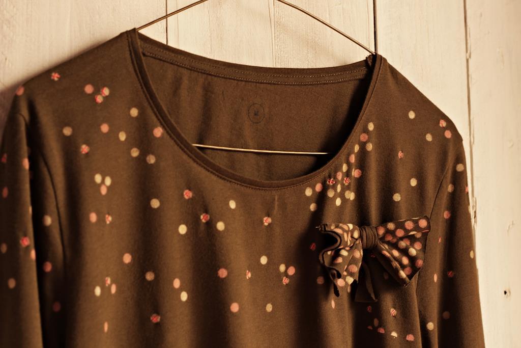 camiseta tuneada lunareada con lazo lateral