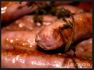 SALCHICHAS CON VINO Y TOMILLO2