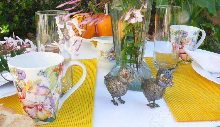 Detalle desayuno a todo color