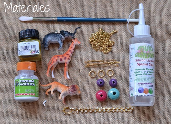 Materiales para hacer collares con animales de plástico