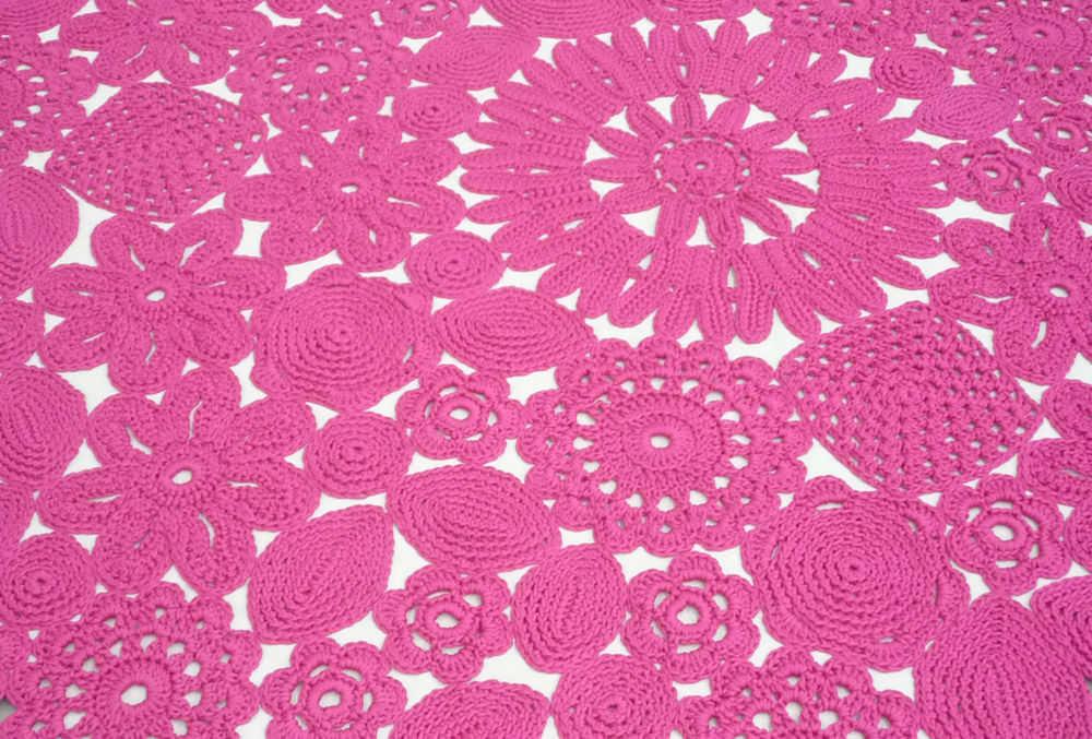 alfombras-modernas-sinteticas-motivos-hechas-a-mano-