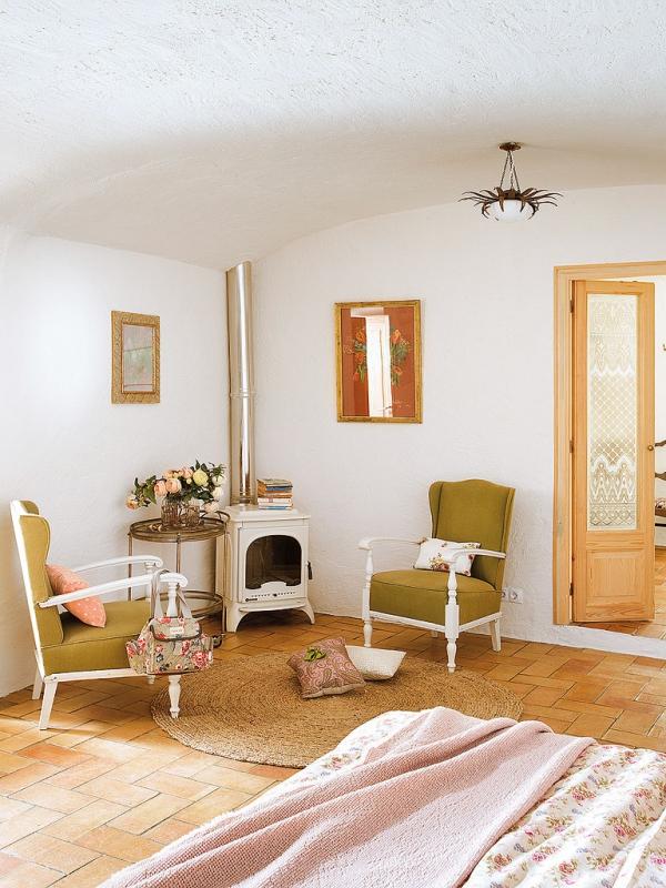 romantic-dwellings-rustic-charm-with-a-feminine-touch-10