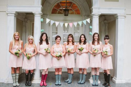 colores-de-boda-novia-botas-agua