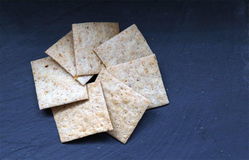 Galletas de kikos, cacahuetes y comino