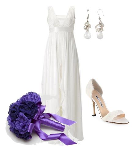 Look de novia original con ramo de novia de Blanca Blanco