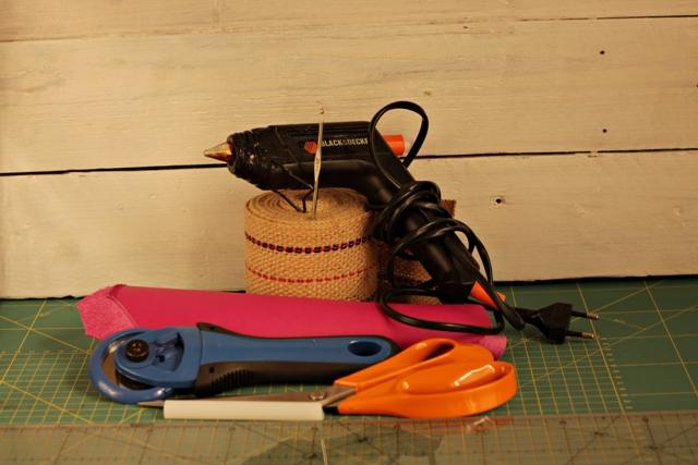 materiales para la cesta de yute y piel