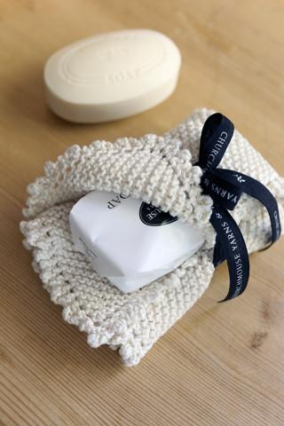 aprender crochet en sevilla con adoraideas