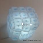 Cómo realizar una lámpara reciclando 45 botellas de plástico pequeñas - Lamp made out of 45 recycled plastic bottles Reciclado Creativo Rosa Montesa