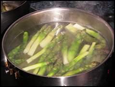 Merluza-dos-salsas-con-langostinos-002