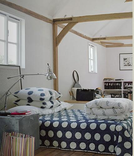 4. los lunares en la decoración_ exterior con vistas_blog de decoración_lesindiennes