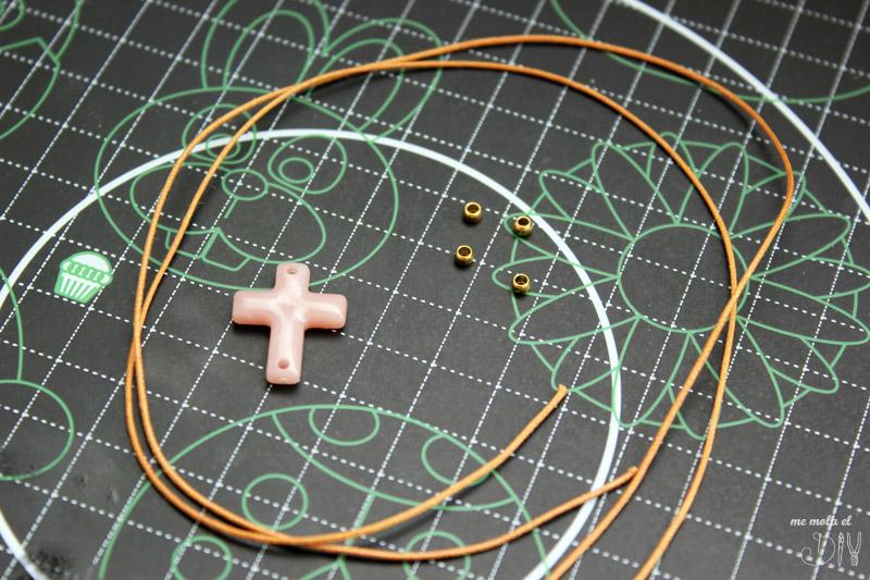 materiales para hacer pulsera de comunion de cruz y cuero