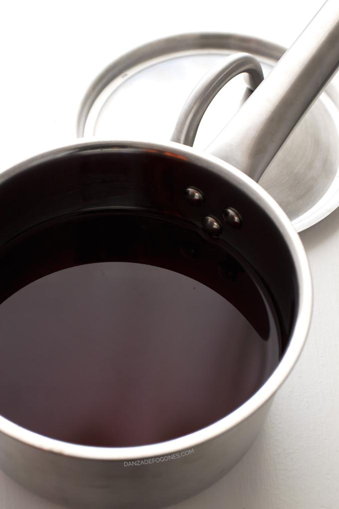 Caldo vegetal morado - danzadefogones.com