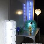 Con motivo de la celabración del Día Mundial del Reciclaje, hemos organizado una exposición de objetos realizados con material reciclado. Una segunda oportunidad para lo que muchas personas tiran a la basura. m On the 17th of May, we had an exhibition of creative objects made out of recycled material. A second time to items that others discard.