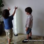 Con motivo de la celabración del Día Mundial del Reciclaje, hemos organizado una exposición de objetos realizados con material reciclado. Una segunda oportunidad para lo que muchas personas tiran a la basura. m On the 17th of May, we had an exhibition of creative objects made out of recycled material. A second time to items that others discard.