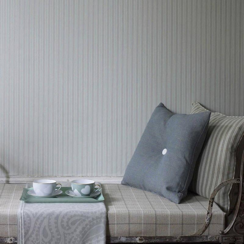 papel-para-paredes-a-rayas-kentwell-02