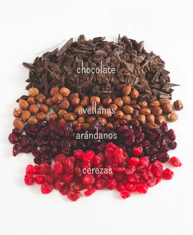 Chocolate, avellanas, arandanos y cerezas | danzadefogones.com