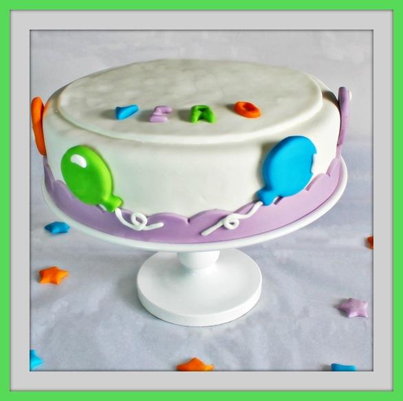 TARTA PARA FIESTA GLOBO