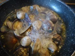 Preparación Alubias Blancas con Almejas 4