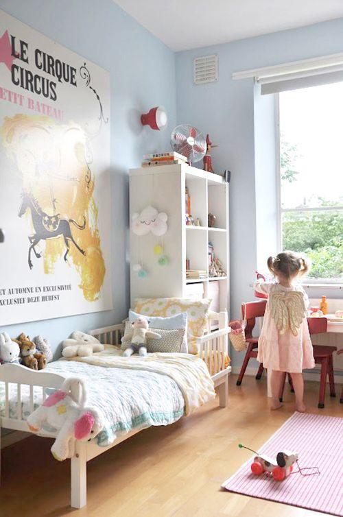 kids room..