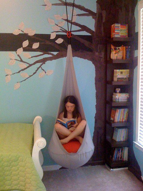 kids reading nook