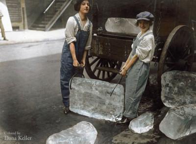 mujeres-cargando-hielo-2