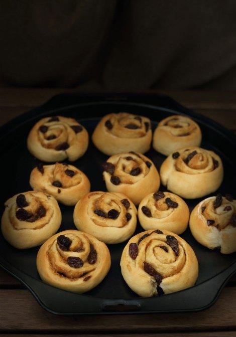 Raisin Rolls