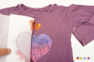 quitando plantilla de corazon relleno de crayon