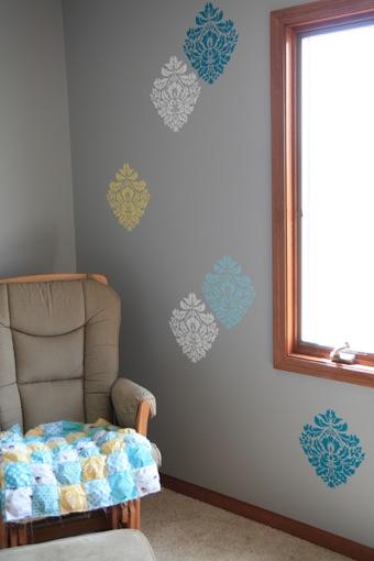 stencil-habitacion-infantil-adamascado-adoraideas