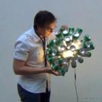 Lámpara realizada con 50 botellas de cerveza recicladas. #yotambienquierouna Reciclado Creativo. Rosa Montesa