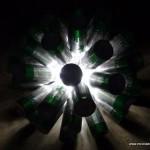 Lámpara realizada con 50 botellas de cerveza recicladas. #yotambienquierouna Reciclado Creativo. Rosa Montesa