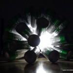 Lámpara realizada con 50 botellas de cerveza recicladas. #yotambienquierouna Reciclado Creativo. Rosa Montesa