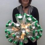 Lámpara realizada con 50 botellas de cerveza recicladas. #yotambienquierouna Reciclado Creativo. Rosa Montesa