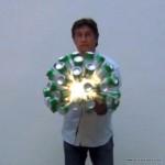 Lámpara realizada con 50 botellas de cerveza recicladas. #yotambienquierouna Reciclado Creativo. Rosa Montesa