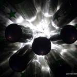 Lámpara realizada con 50 botellas de cerveza recicladas. #yotambienquierouna Reciclado Creativo. Rosa Montesa