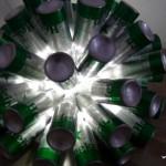 Lámpara realizada con 50 botellas de cerveza recicladas. #yotambienquierouna Reciclado Creativo. Rosa Montesa