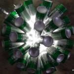 Lámpara realizada con 50 botellas de cerveza recicladas. #yotambienquierouna Reciclado Creativo. Rosa Montesa